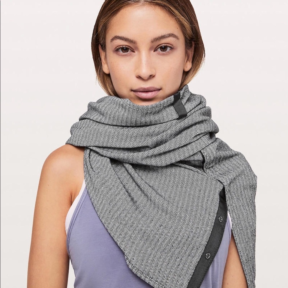 Lululemon wrap